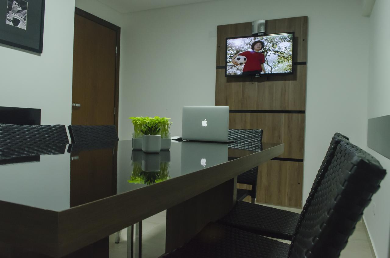 Hollyster Hotel Curitiba