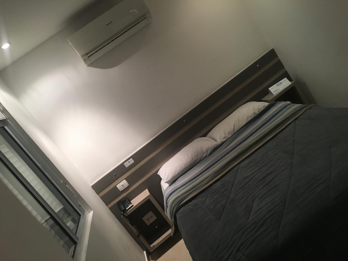 Hotel Hollyster 2*