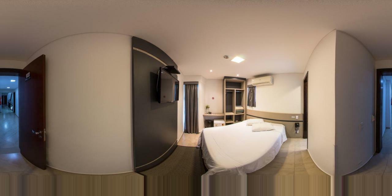 Hotel Hollyster Curitiba
